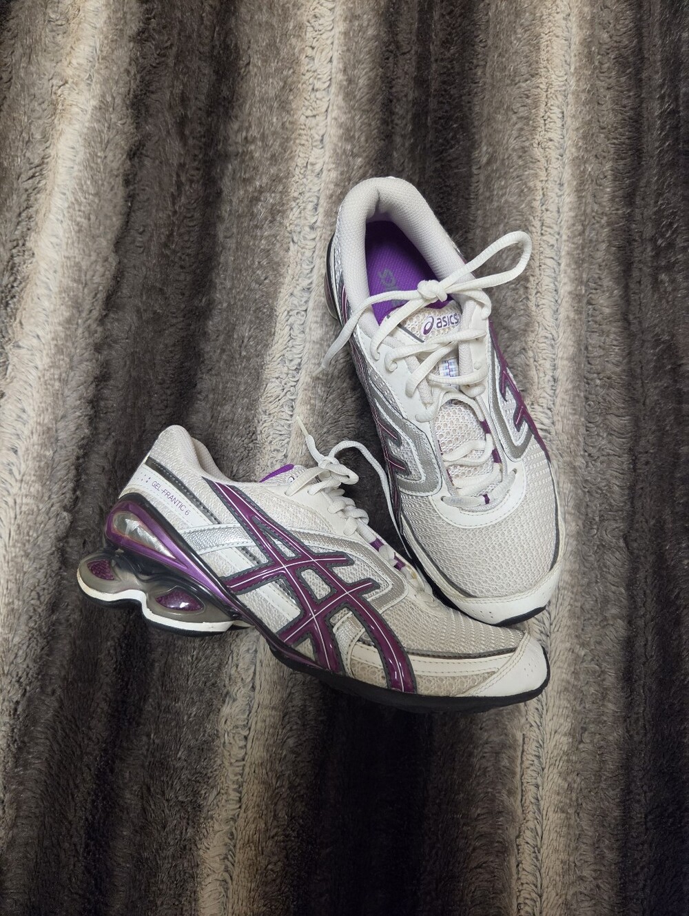 ASICS Women’s Gel Frantic 6 Size 7.5